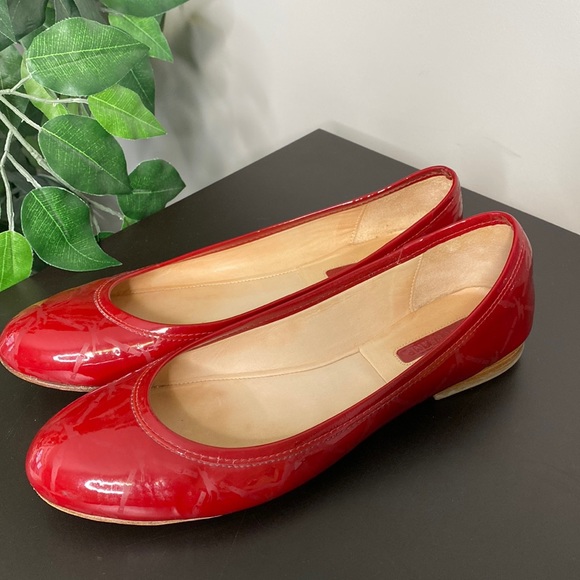 LONGCHAMP Ladies Lipstick Red Patent Leather Ballet Flats Size 38.5 US 7.5 - Picture 1 of 16
